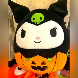 SANRIO KUROMI HALLOWEEN SQUISHMALLOW NWT 🤩✨